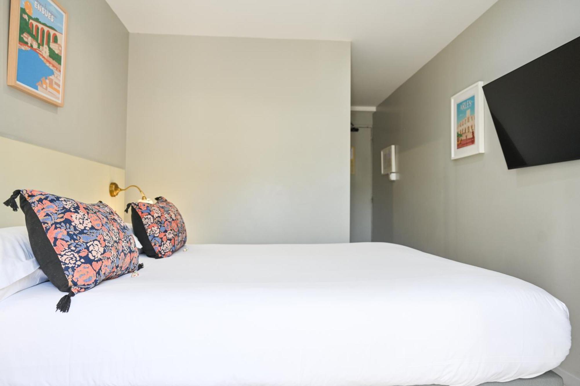 Hotel La Tuiliere Carry-le-Rouet Bagian luar foto